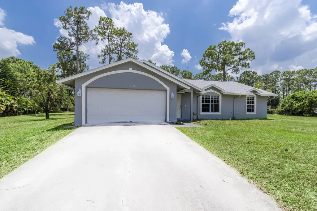 17928 77th Lane N Loxahatchee FL 33470