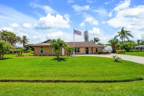 2072 SE Allamanda Drive Port St Lucie FL 34952