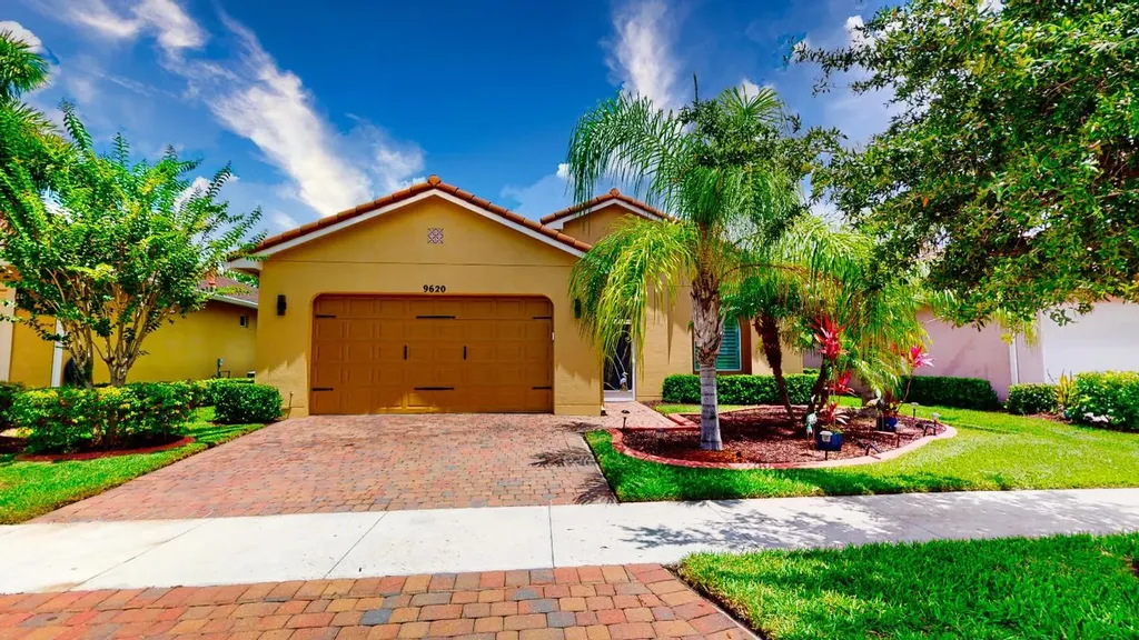 9620 SW Royal Poinciana Drive Port St Lucie FL 34987