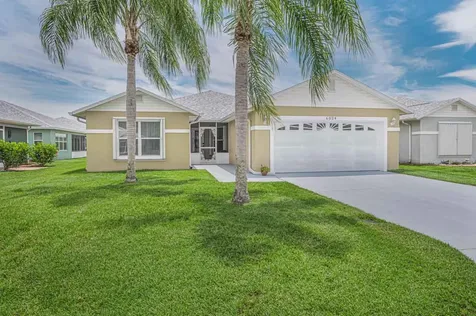 6024 Alexandria Circle Fort Pierce FL 34982