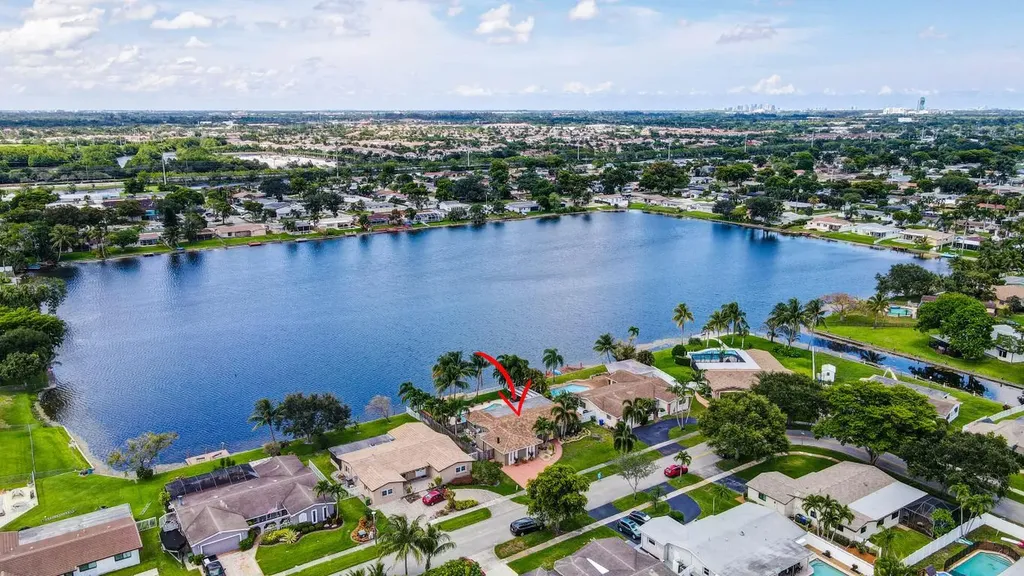8721 NW 19th Street Pembroke Pines FL 33024