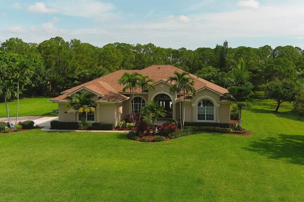 14423 Temple Boulevard Loxahatchee FL 33470