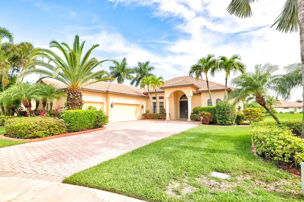 816 SW Saint Julien Court Port St Lucie FL 34986