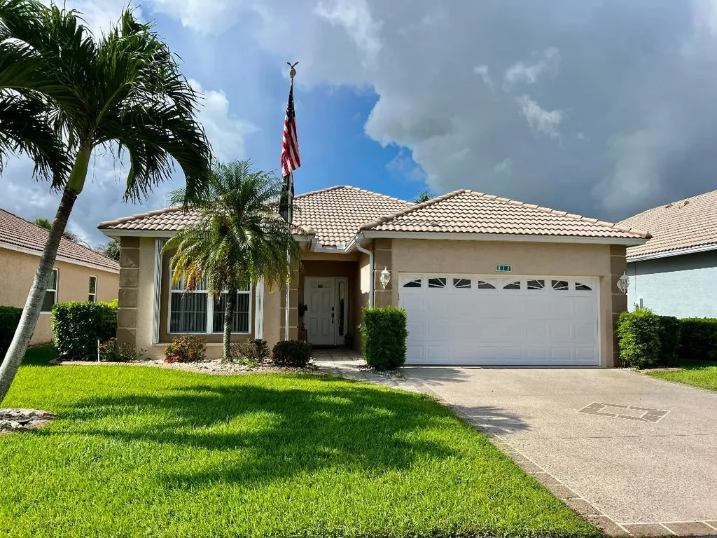877 NW Sarria Court Port St Lucie FL 34986