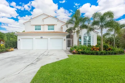 894 SW Lake Charles Circle Port St Lucie FL 34986
