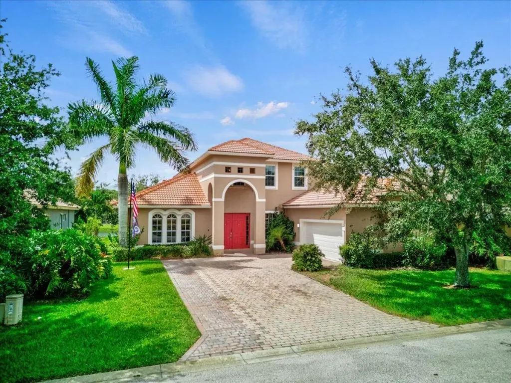 477 NW Dover Court Port St Lucie FL 34983