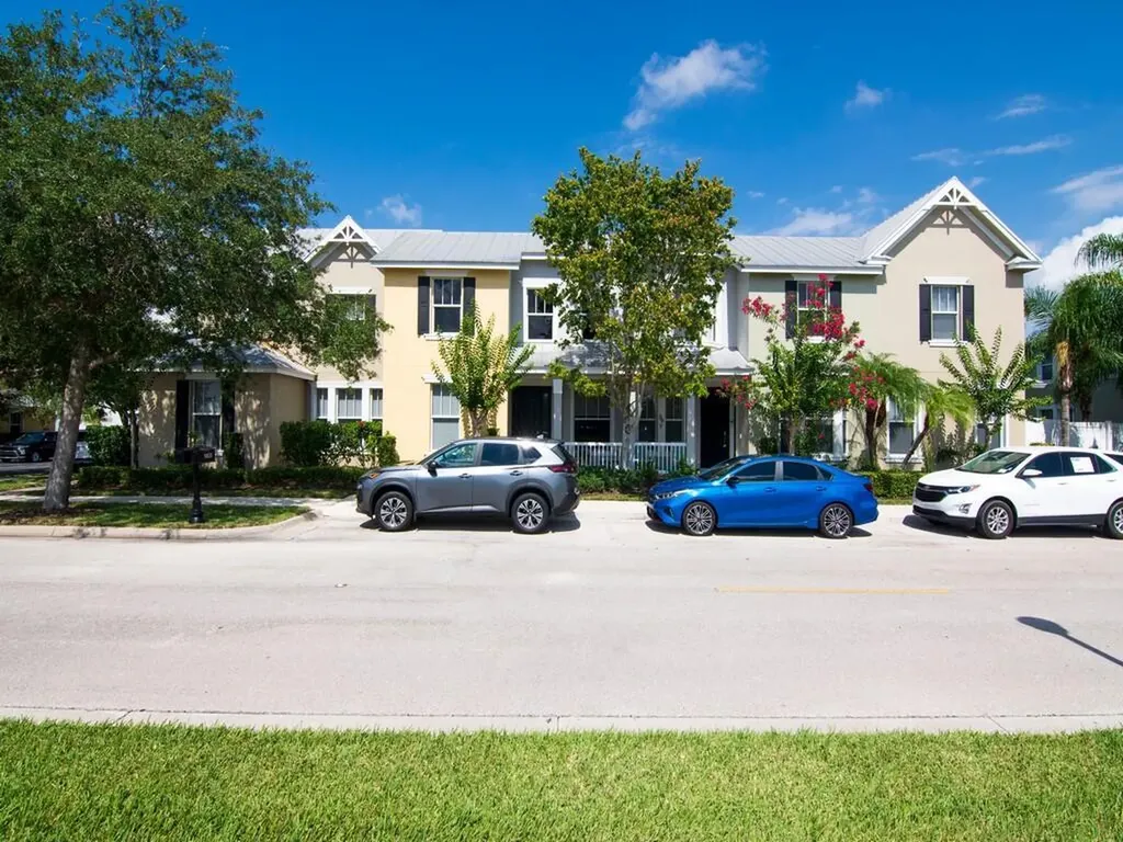 10635 SW Cam Run Port St Lucie FL 34987