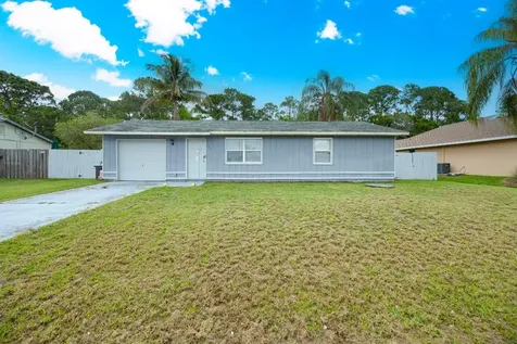367 SE Faith Terrace Port St Lucie FL 34983