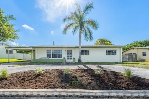 120 S 11th Street Lantana FL 33462