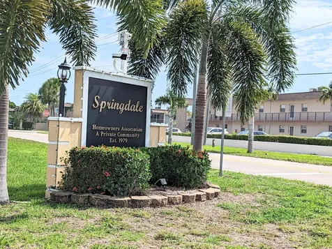 401 Springdale Circle Palm Springs FL 33461
