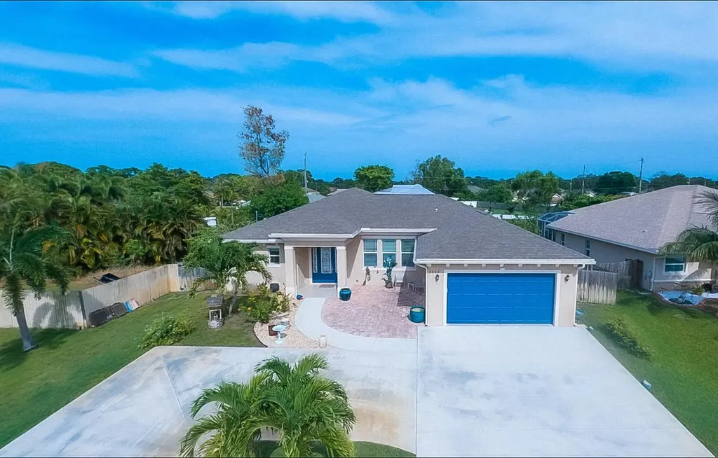 2273 SE West Blackwell Drive Port St Lucie FL 34952