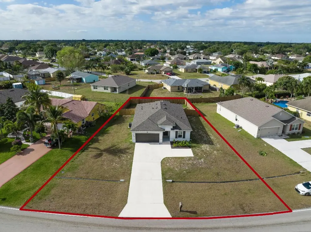 1158 SW Del Rio Boulevard Port St Lucie FL 34953