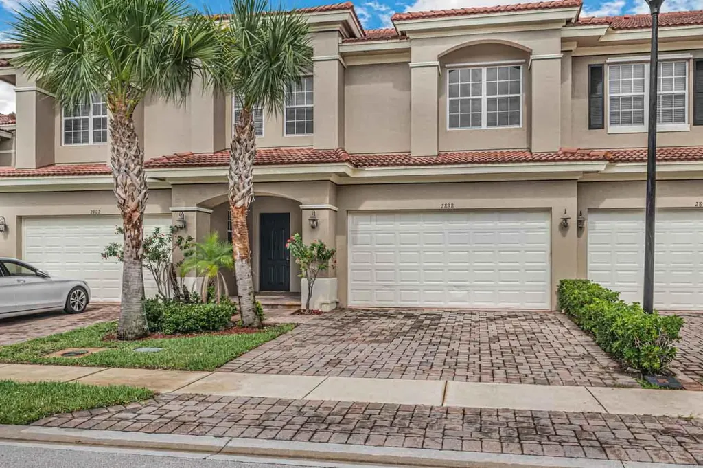 2898 SW Cedar Dunes Drive Port St Lucie FL 34953