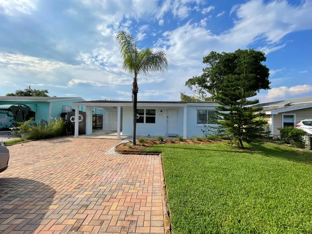 615 Minnesota Street Lantana FL 33462
