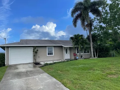 341 SW Feldman Avenue Port St Lucie FL 34953