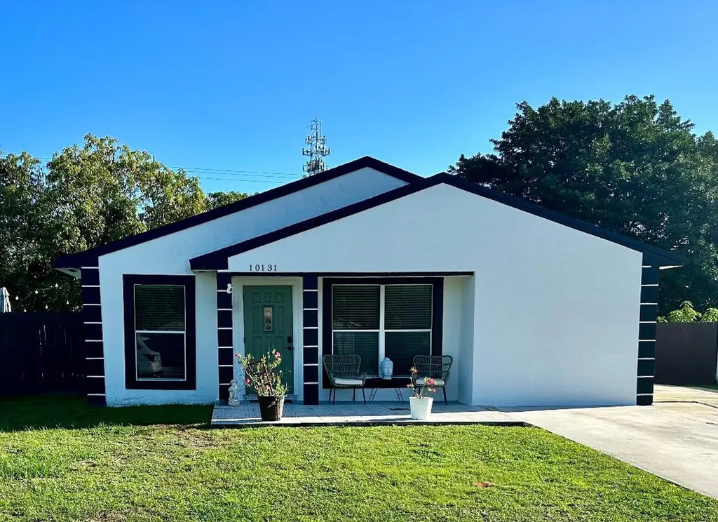 10131 Mikado Lane Royal Palm Beach FL 33411