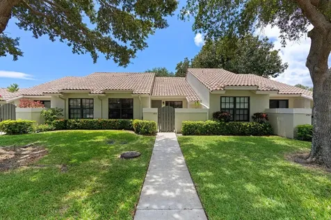 496 Hardwood Place Boca Raton FL 33431