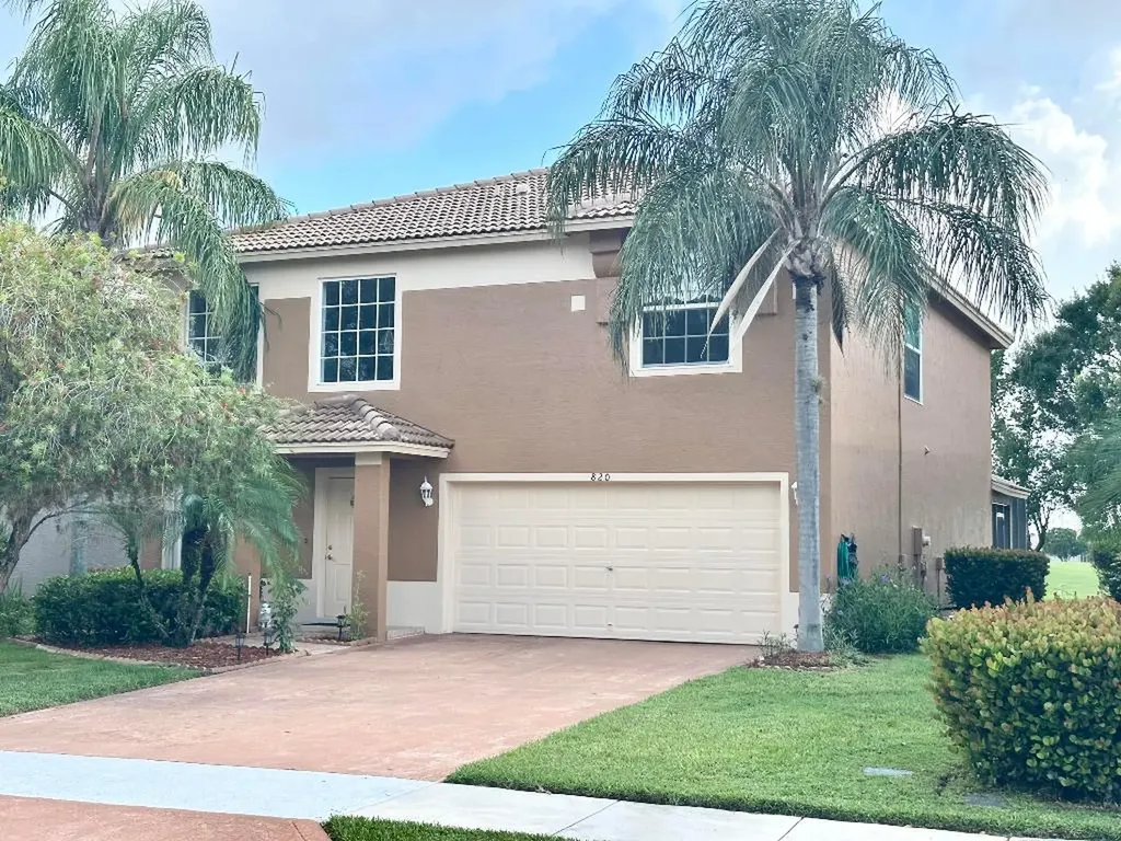 820 NW Greenwich Court Port St Lucie FL 34983
