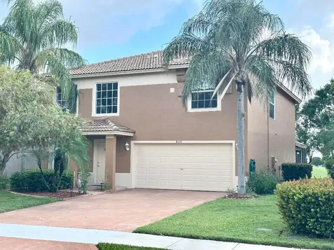 820 NW Greenwich Court Port St Lucie FL 34983