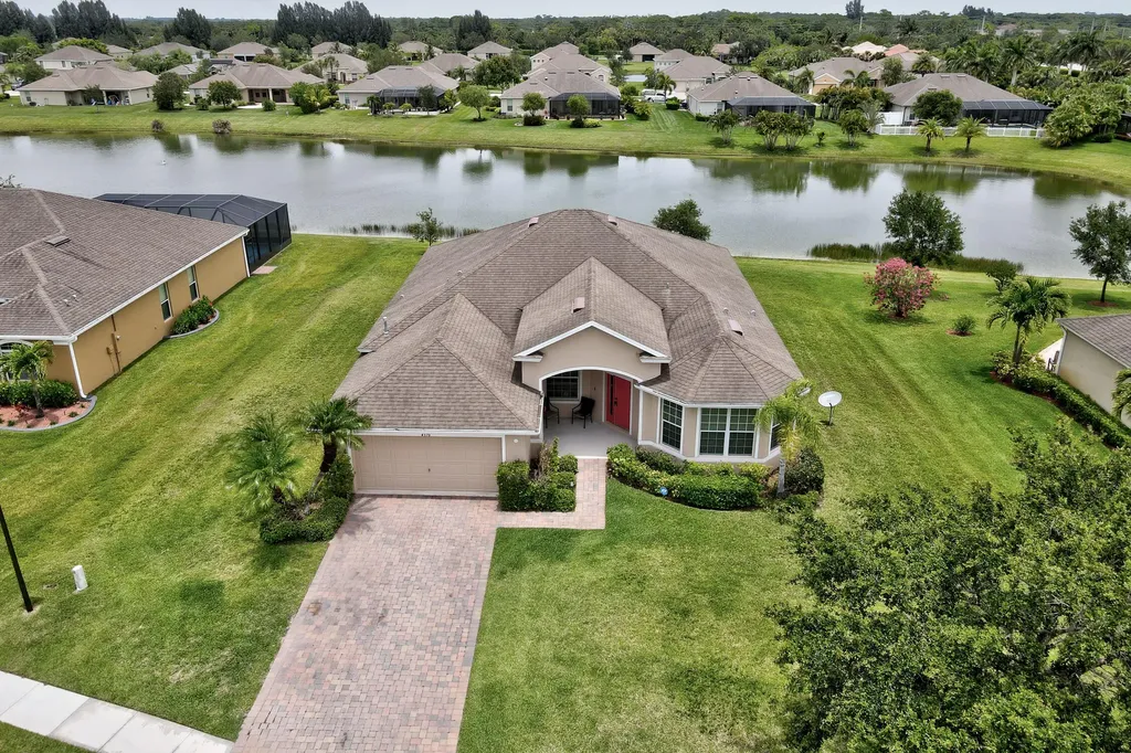 4370 10th Street SW Vero Beach FL 32968