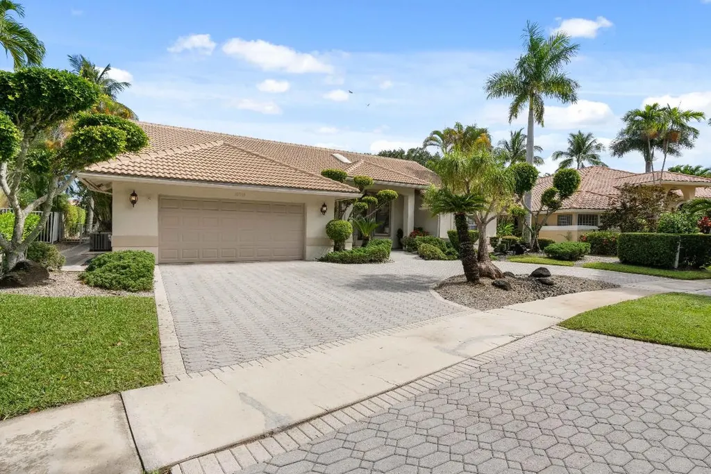 10715 Santa Rosa Drive Boca Raton FL 33498