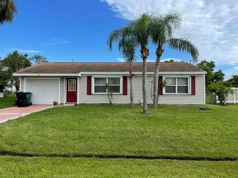 2949 SE Ironton Avenue Port St Lucie FL 34952