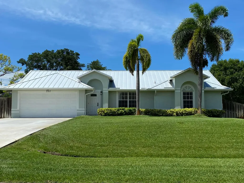 237 SW Moselle Avenue Port St Lucie FL 34984