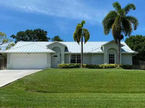 237 SW Moselle Avenue Port St Lucie FL 34984
