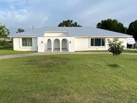 312 De Soto Avenue Clewiston FL 33440