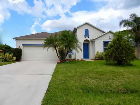 1609 SE Pleasantview Street Port St Lucie FL 34983