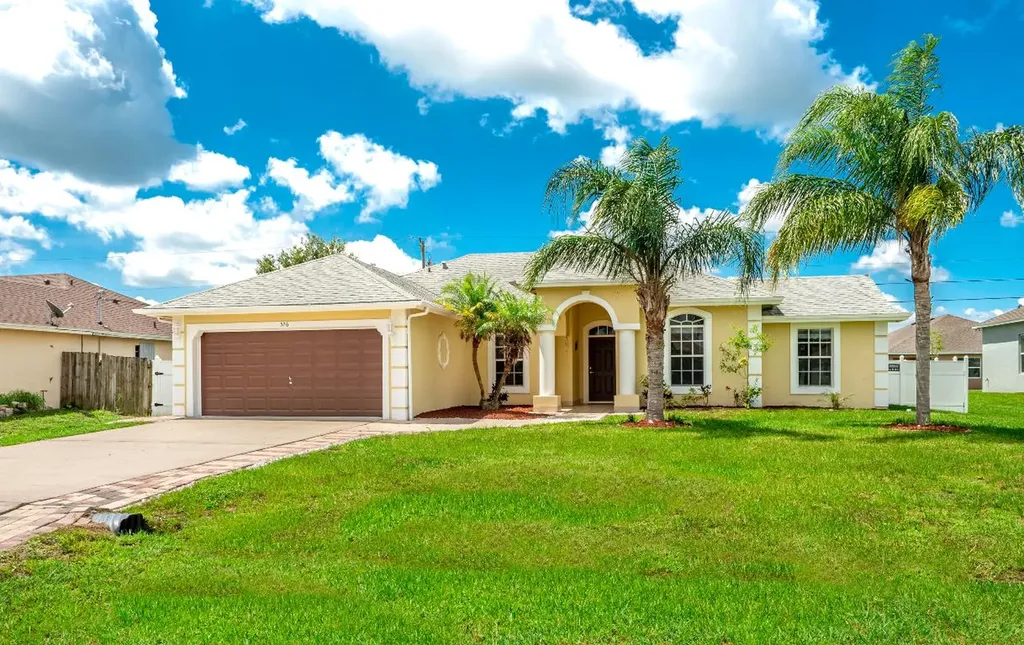 526 SW Laconic Avenue Port St Lucie FL 34953