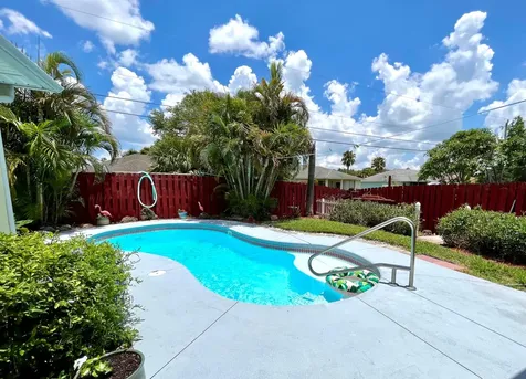 7976 100th Court Vero Beach FL 32967