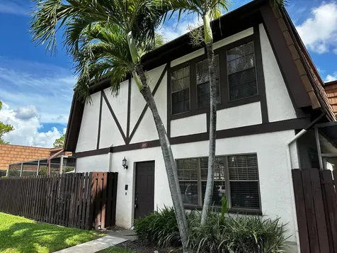 105 Weybridge Circle Royal Palm Beach FL 33411