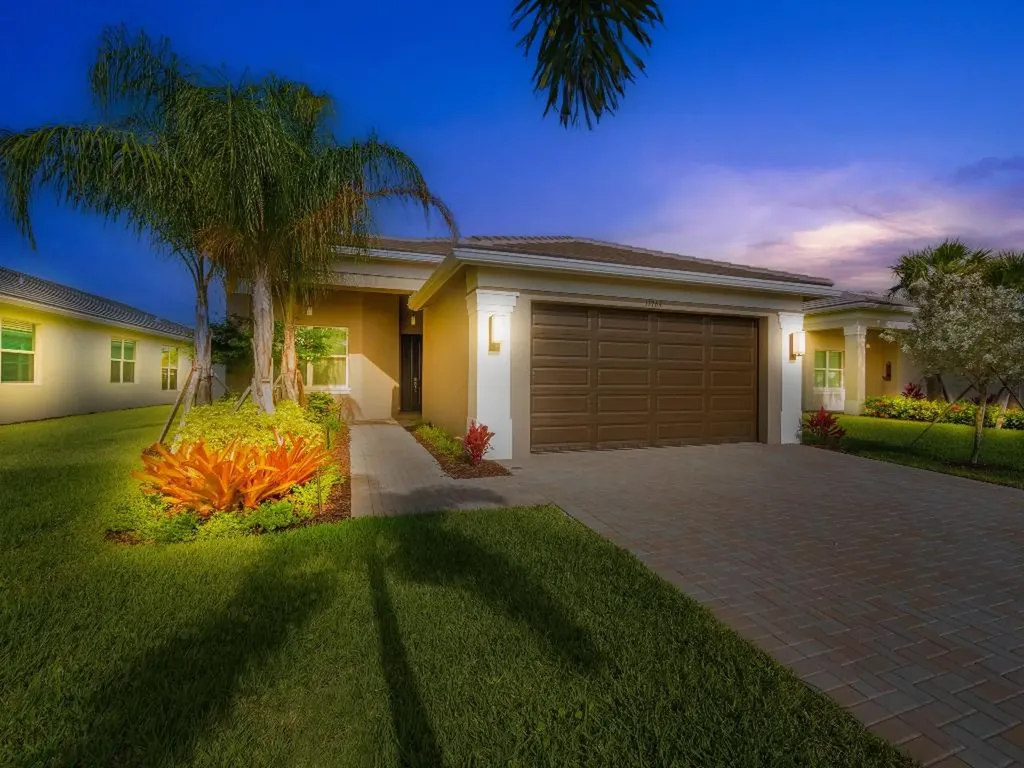11764 SW Moon River Way Port St Lucie FL 34987