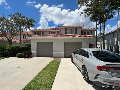 7130 Hawks Nest Terrace Riviera Beach FL 33407
