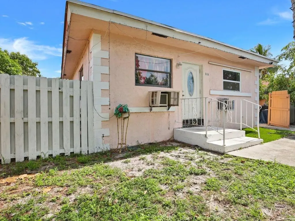 309 SE 6th Street Delray Beach FL 33483