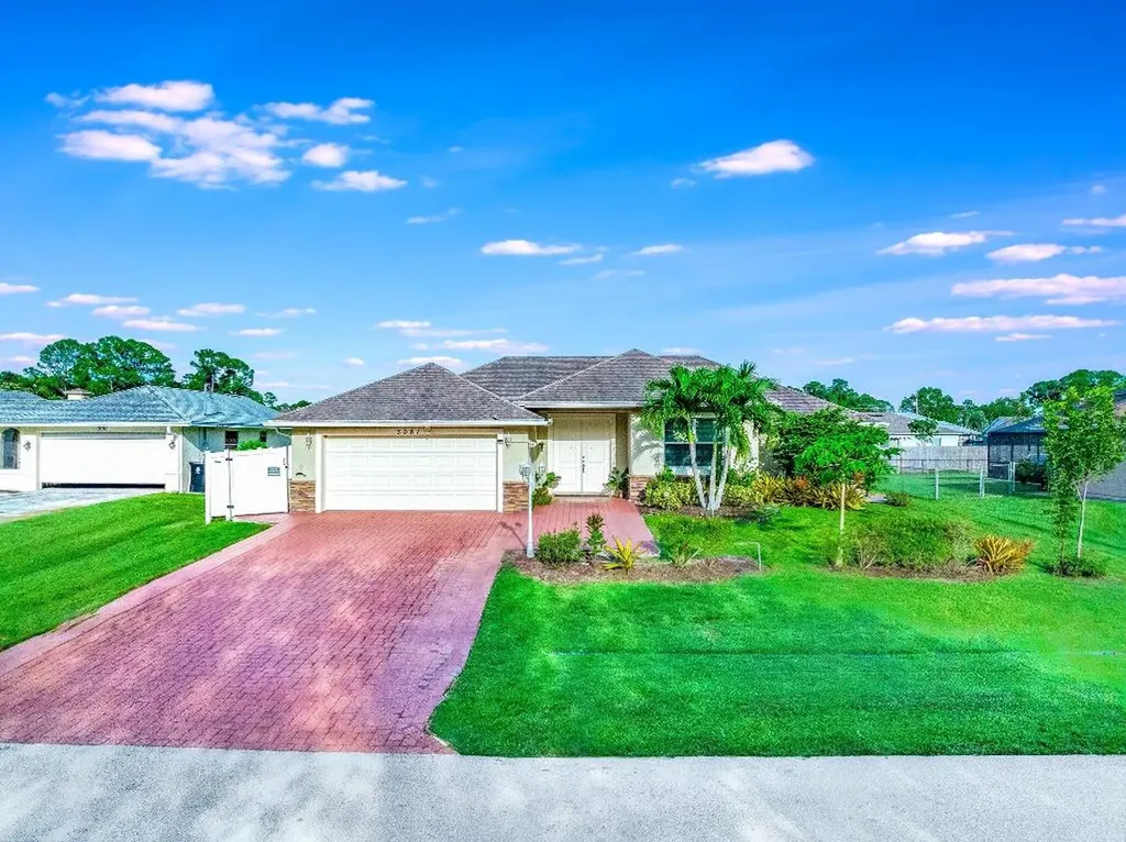 3067 SW Segovia Street Port St Lucie FL 34953