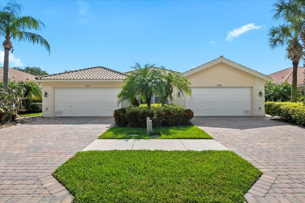 8783 SE Retreat Drive Hobe Sound FL 33455