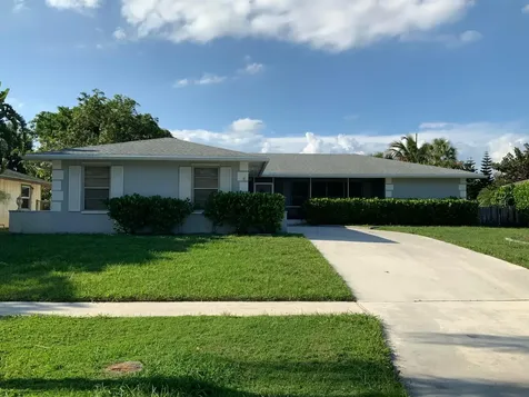 2518 Canterbury Drive N Riviera Beach FL 33407