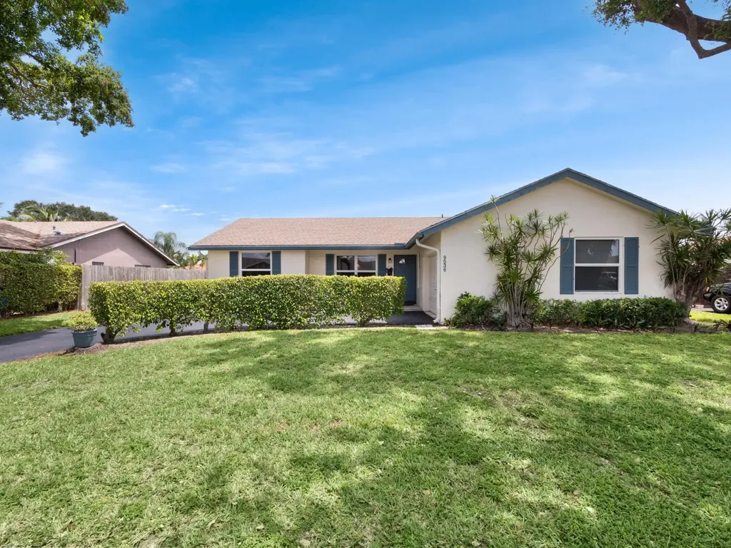 9536 Burlington Place Boca Raton FL 33434
