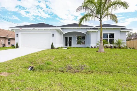 5862 NW Corso Avenue Port St Lucie FL 34986