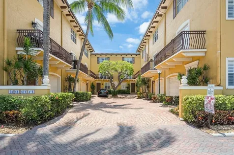 72 SE 6th Avenue Delray Beach FL 33483