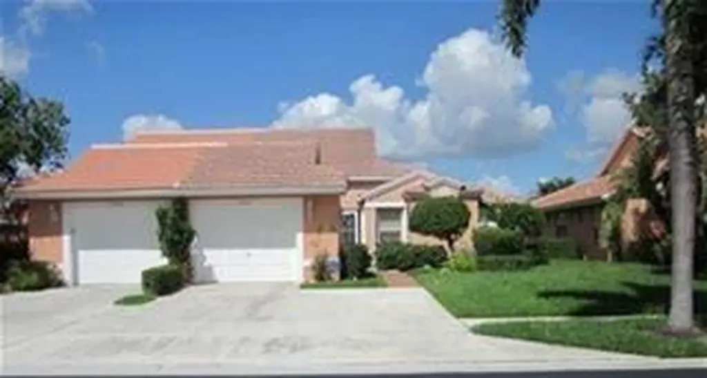 5750 Royal Lake Circle Boynton Beach FL 33437