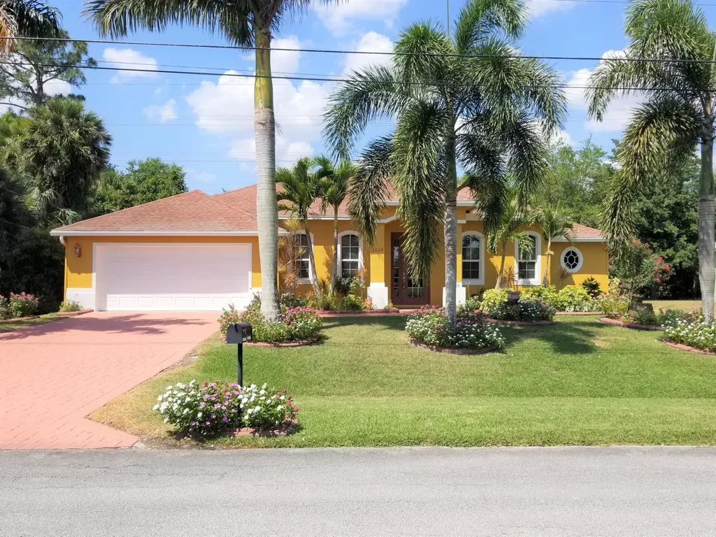 2024 SW Driftwood Street Port St Lucie FL 34953