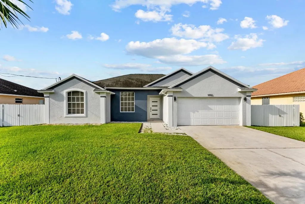 1050 SW Jericho Avenue Port St Lucie FL 34953