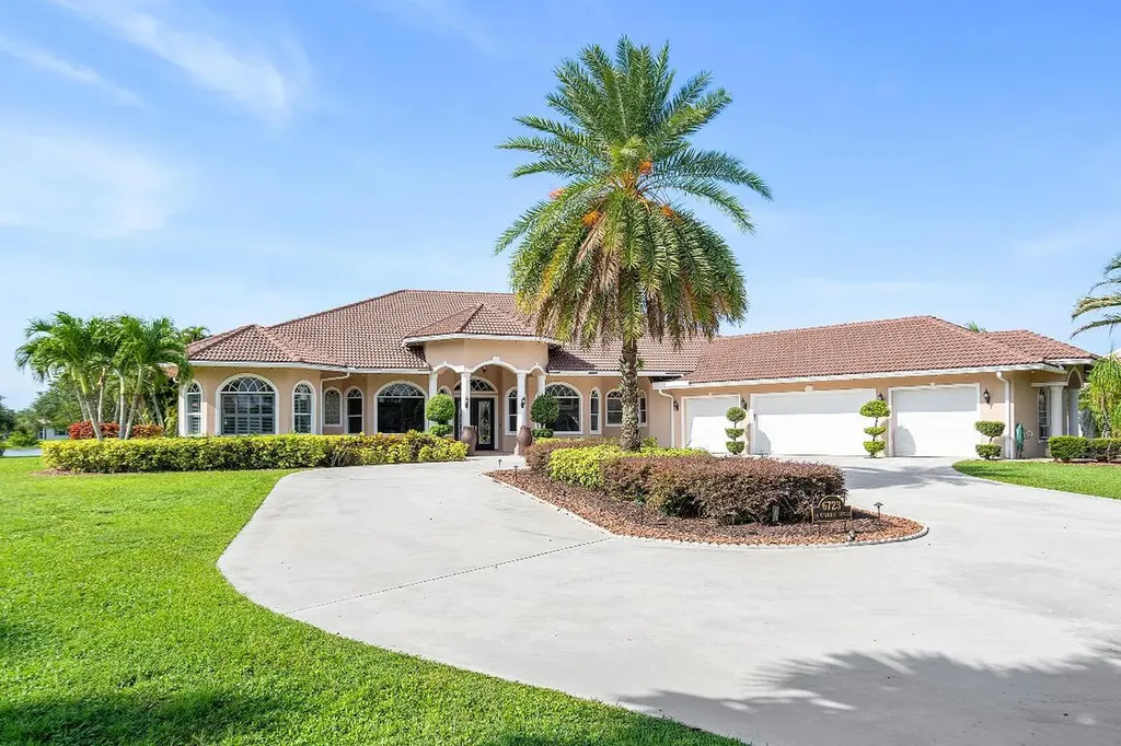 6723 S Calumet Circle Lake Worth FL 33467