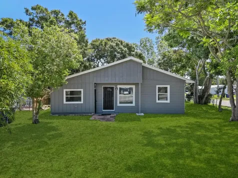 1620 S 27th Street Fort Pierce FL 34947