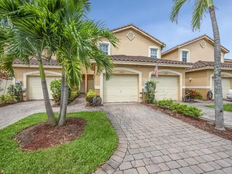 4059 Crystal Lake Drive Deerfield Beach FL 33064
