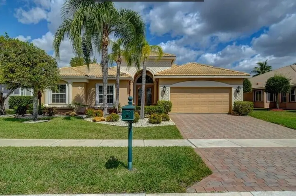 6951 Milani Street Lake Worth FL 33467