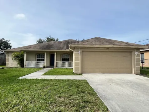 520 SW Dagget Avenue Port St Lucie FL 34953